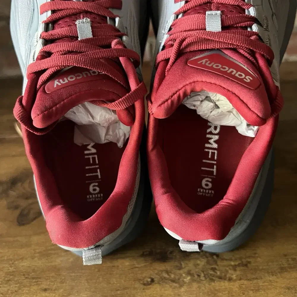 Saucony Hurricane 24 Max Cushion Stability Men's 7.5 Gray Crimson Running Shoes